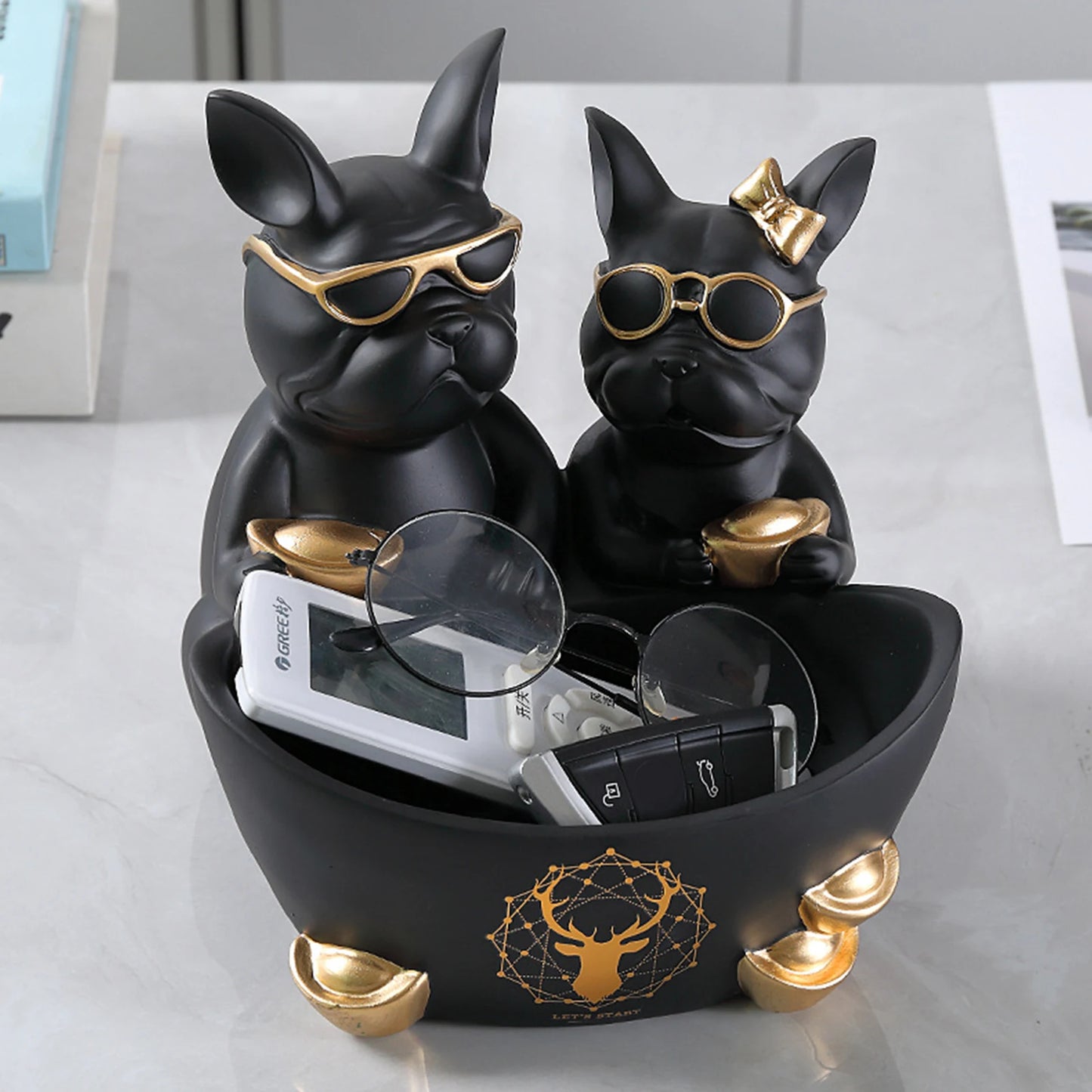 Coole Bulldoggen- Skulptur - Dekofigur für Tierfreunde